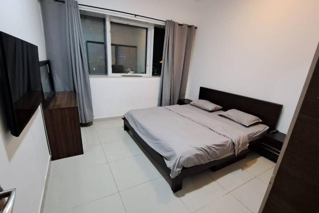 2 Bedroom With 4 King Size Beds Dubai Esterno foto